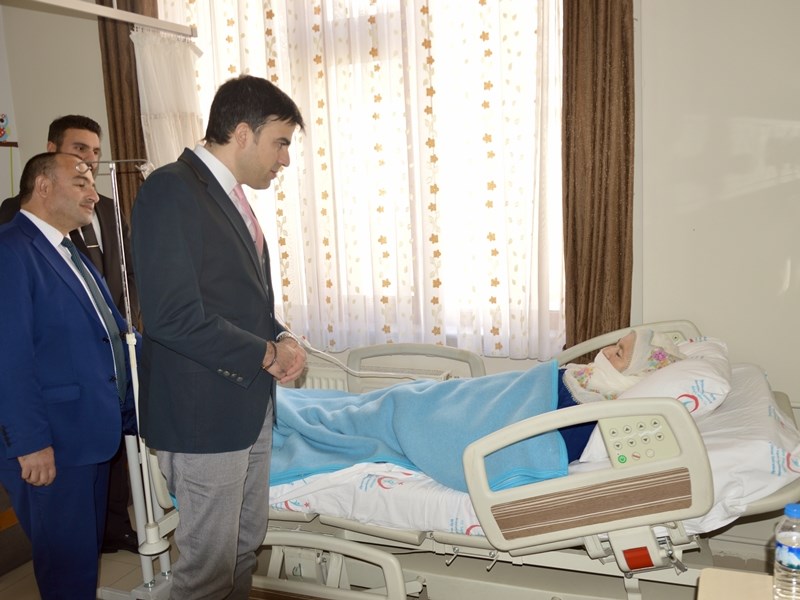 Kaymakam Erdem İspir Devlet Hastanesinde Hasta Ziyareti Yaptı
